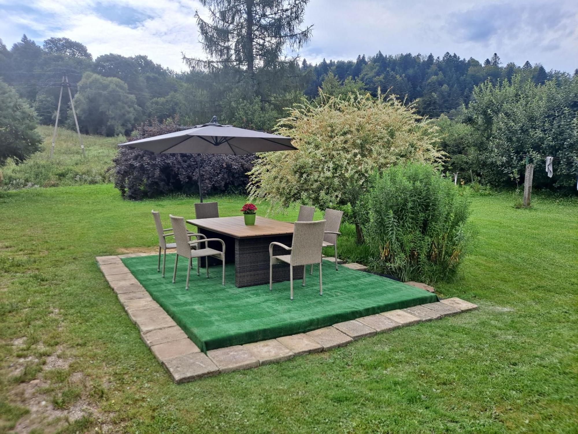 Agroturystyka Pod Kasztanem Lutowiska Esterno foto
